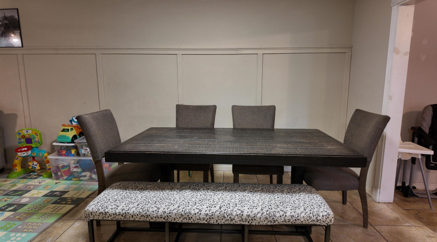 17529 College Port Dr, LAREDO, Texas 78045, 3 Bedrooms Bedrooms, 7 Rooms Rooms,2 BathroomsBathrooms,Residential,For Sale,17529 College Port Dr,20260897