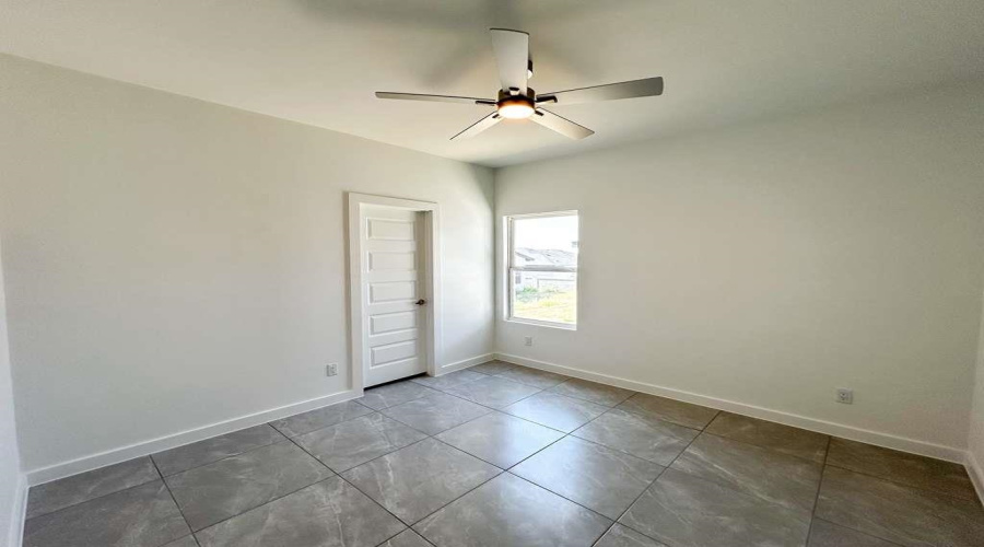 1723 Cordova Dr., Laredo, Texas 78046, 3 Bedrooms Bedrooms, 5 Rooms Rooms,2 BathroomsBathrooms,Residential,For Sale,1723 Cordova Dr.,20260898