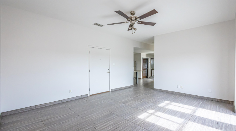 502 Shiloh Dr, LAREDO, Texas 78045, 2 Bedrooms Bedrooms, 4 Rooms Rooms,1 BathroomBathrooms,Residential,For Rent,502 Shiloh Dr,20260900