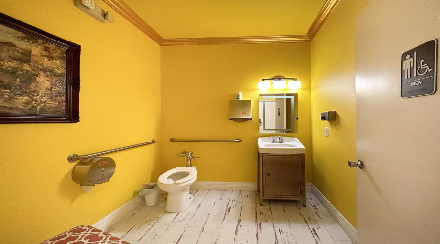 6502 Bartlett Ave, Laredo, Texas 78041, 1 Room Rooms,Commercial retail/office,For Sale,6502 Bartlett Ave,20260907