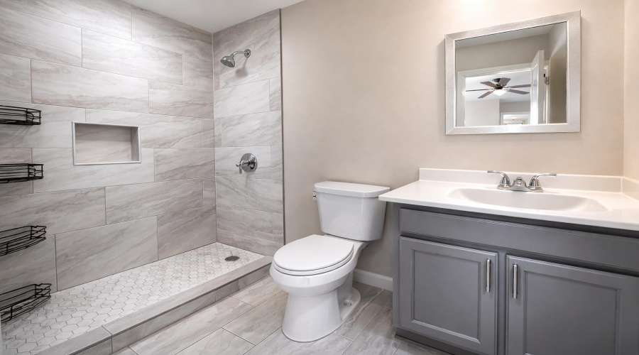 9629 Center Rd, Laredo, Texas 78045, 4 Bedrooms Bedrooms, 6 Rooms Rooms,2 BathroomsBathrooms,Residential,For Sale,9629 Center Rd,20260906