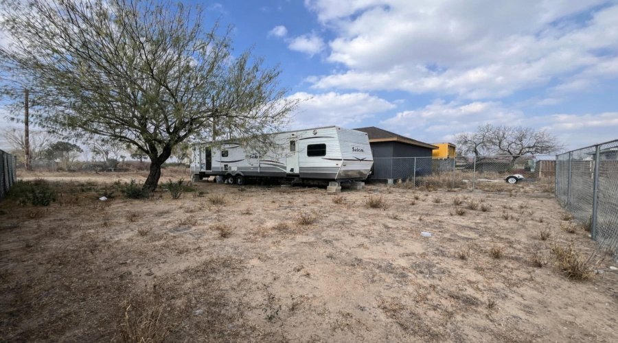 1502 Col. Antonio Zapata Avenue, Zapata, Texas 78076, ,Land,For Sale,1502 Col. Antonio Zapata Avenue,20260914