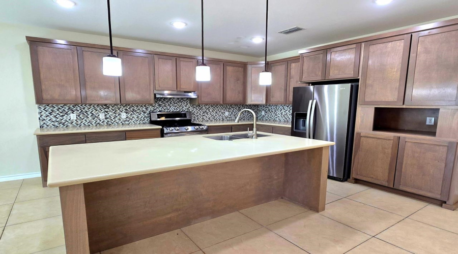 725 Cavatina Dr., Laredo, Texas 78045, 3 Bedrooms Bedrooms, 5 Rooms Rooms,2 BathroomsBathrooms,Residential,For Sale,725 Cavatina Dr.,20260908