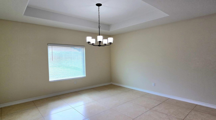 725 Cavatina Dr., Laredo, Texas 78045, 3 Bedrooms Bedrooms, 5 Rooms Rooms,2 BathroomsBathrooms,Residential,For Sale,725 Cavatina Dr.,20260908