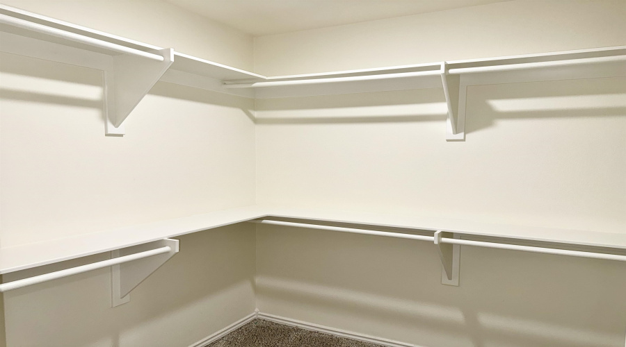 3701 Jaime Martin, Laredo, Texas 78046, 3 Bedrooms Bedrooms, 6 Rooms Rooms,2 BathroomsBathrooms,Residential,For Sale,3701 Jaime Martin,20260909