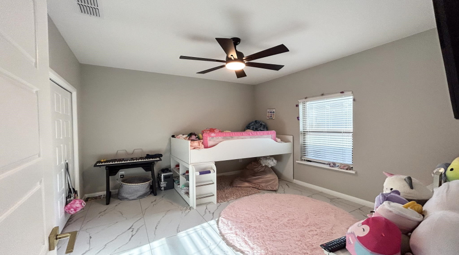 1605 Tulum Dr., Laredo, Texas 78046, 3 Bedrooms Bedrooms, 6 Rooms Rooms,2 BathroomsBathrooms,Residential,For Rent,1605 Tulum Dr.,20260910