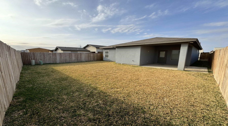 1605 Tulum Dr., Laredo, Texas 78046, 3 Bedrooms Bedrooms, 6 Rooms Rooms,2 BathroomsBathrooms,Residential,For Rent,1605 Tulum Dr.,20260910