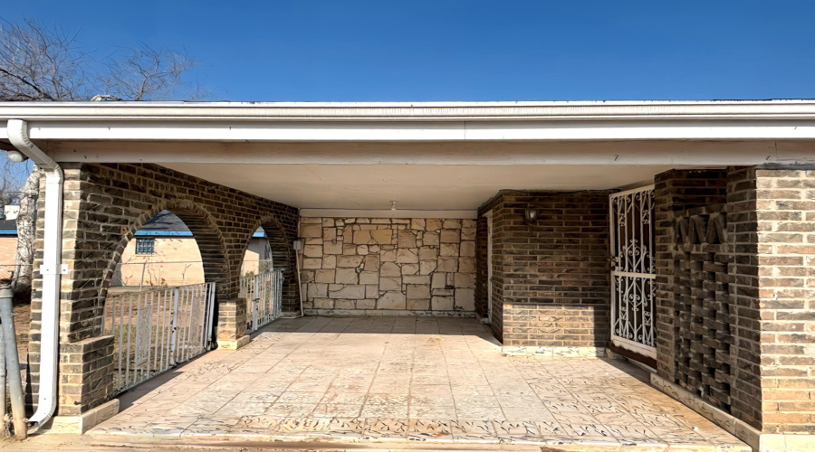 3413 N Buena Vista Ave, Laredo, Texas 78043, 3 Bedrooms Bedrooms, 4 Rooms Rooms,1 BathroomBathrooms,Residential,For Rent,3413 N Buena Vista Ave,20260911