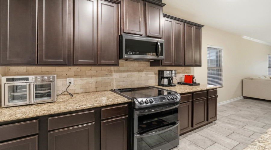 621 Montera Dr., Laredo, Texas 78045, 3 Bedrooms Bedrooms, 5 Rooms Rooms,2 BathroomsBathrooms,Residential,For Sale,621 Montera Dr.,20260918