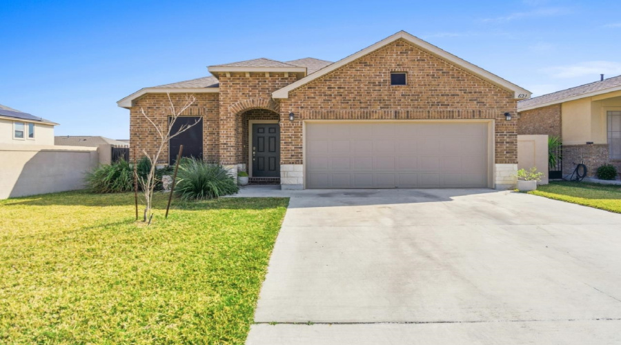 621 Montera Dr., Laredo, Texas 78045, 3 Bedrooms Bedrooms, 5 Rooms Rooms,2 BathroomsBathrooms,Residential,For Sale,621 Montera Dr.,20260918