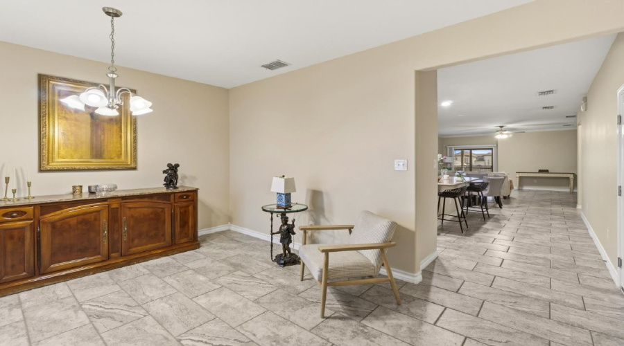 621 Montera Dr., Laredo, Texas 78045, 3 Bedrooms Bedrooms, 5 Rooms Rooms,2 BathroomsBathrooms,Residential,For Sale,621 Montera Dr.,20260918