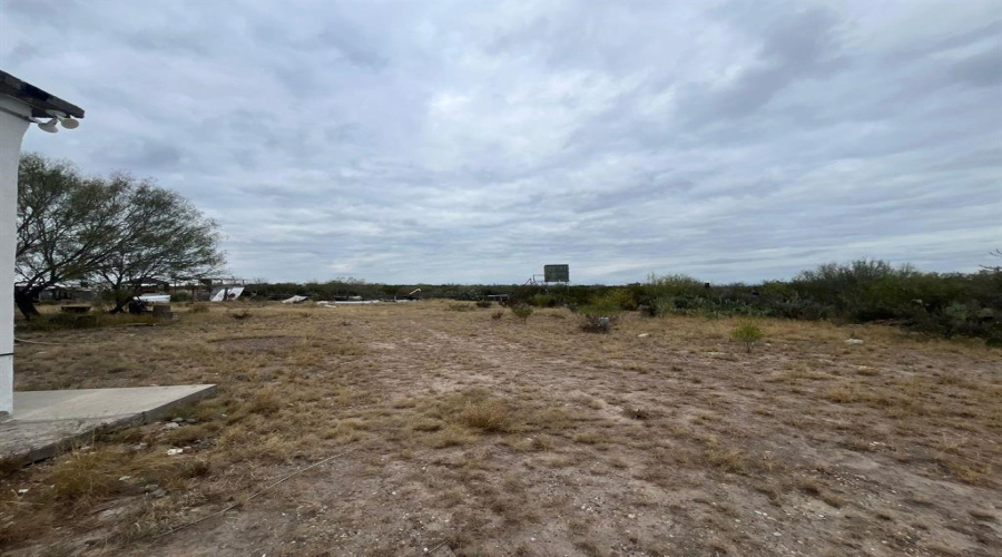 364 Ranch Rd 7150G, LAREDO, Texas 78043, 1 Bedroom Bedrooms, 3 Rooms Rooms,1 BathroomBathrooms,Residential,For Sale,364 Ranch Rd 7150G,20260922