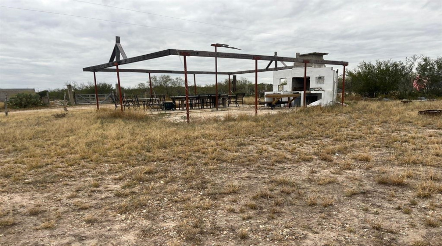 364 Ranch Rd 7150G, LAREDO, Texas 78043, 1 Bedroom Bedrooms, 3 Rooms Rooms,1 BathroomBathrooms,Residential,For Sale,364 Ranch Rd 7150G,20260922