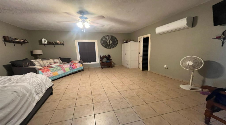 364 Ranch Rd 7150G, LAREDO, Texas 78043, 1 Bedroom Bedrooms, 3 Rooms Rooms,1 BathroomBathrooms,Residential,For Sale,364 Ranch Rd 7150G,20260922