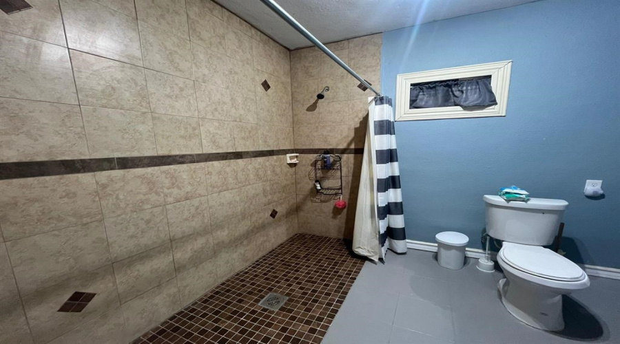 364 Ranch Rd 7150G, LAREDO, Texas 78043, 1 Bedroom Bedrooms, 3 Rooms Rooms,1 BathroomBathrooms,Residential,For Sale,364 Ranch Rd 7150G,20260922