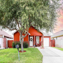 2012 Denmark Ln, Laredo, Texas 78045, 3 Bedrooms Bedrooms, 5 Rooms Rooms,2 BathroomsBathrooms,Residential,For Sale,2012 Denmark Ln,20260924