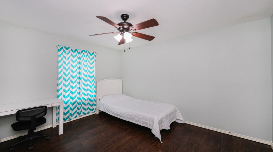 2012 Denmark Ln, Laredo, Texas 78045, 3 Bedrooms Bedrooms, 5 Rooms Rooms,2 BathroomsBathrooms,Residential,For Sale,2012 Denmark Ln,20260924