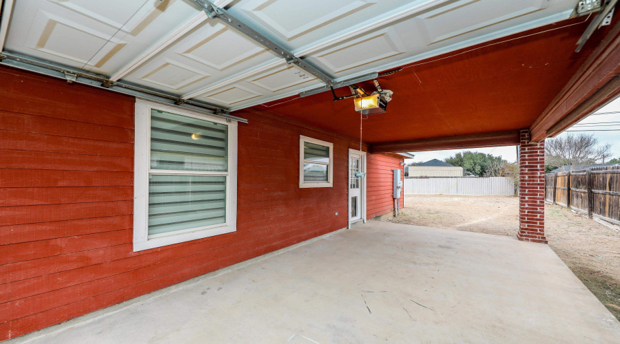 2012 Denmark Ln, Laredo, Texas 78045, 3 Bedrooms Bedrooms, 5 Rooms Rooms,2 BathroomsBathrooms,Residential,For Sale,2012 Denmark Ln,20260924