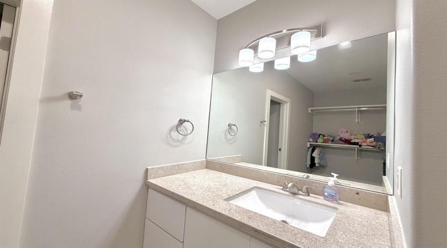 9653 McPherson Dr, Laredo, Texas 78045, 3 Bedrooms Bedrooms, 6 Rooms Rooms,2 BathroomsBathrooms,Residential,For Rent,9653 McPherson Dr,20260925