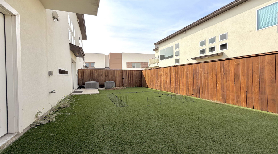 9653 McPherson Dr, Laredo, Texas 78045, 3 Bedrooms Bedrooms, 6 Rooms Rooms,2 BathroomsBathrooms,Residential,For Rent,9653 McPherson Dr,20260925