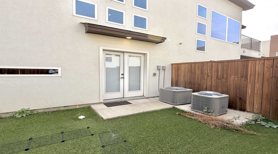 9653 McPherson Dr, Laredo, Texas 78045, 3 Bedrooms Bedrooms, 6 Rooms Rooms,2 BathroomsBathrooms,Residential,For Rent,9653 McPherson Dr,20260925