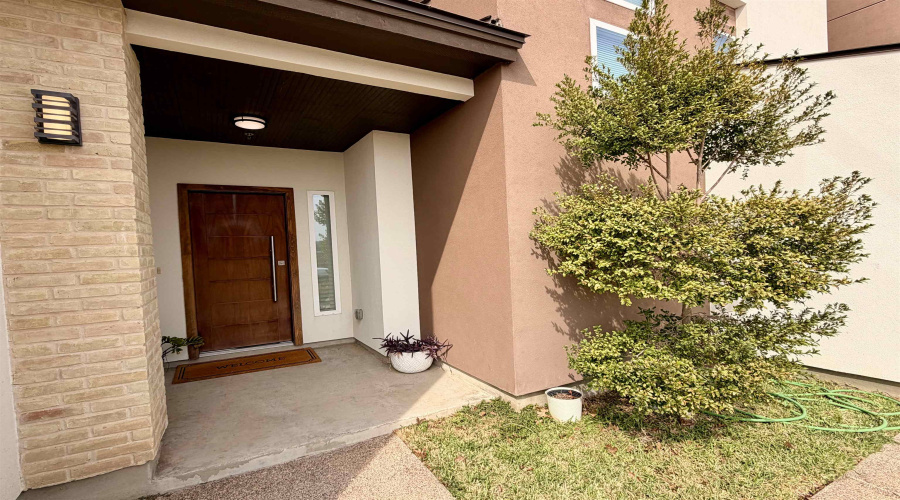 9653 McPherson Dr, Laredo, Texas 78045, 3 Bedrooms Bedrooms, 6 Rooms Rooms,2 BathroomsBathrooms,Residential,For Rent,9653 McPherson Dr,20260925