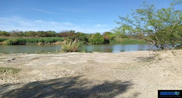 579.90 acres U.S. Hwy 83, Laredo, Texas 78046-9999, ,Land,For Sale,579.90 acres U.S. Hwy 83,20260933 579.90 acres U.S. Hwy 83, Laredo, Texas 78046-9999, ,Land,For Sale,579.90 acres U.S. Hwy 83,20260933