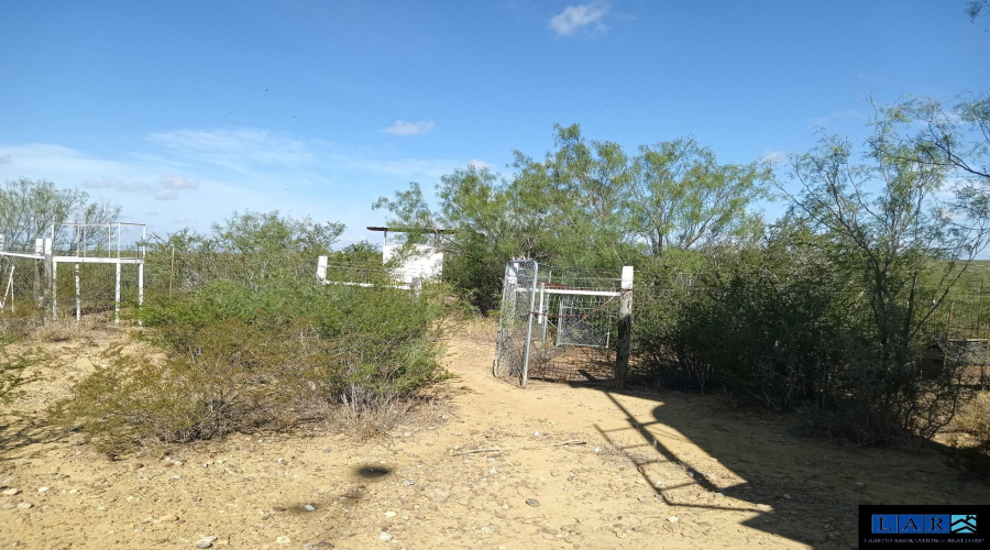 579.90 acres U.S. Hwy 83, Laredo, Texas 78046-9999, ,Land,For Sale,579.90 acres U.S. Hwy 83,20260933