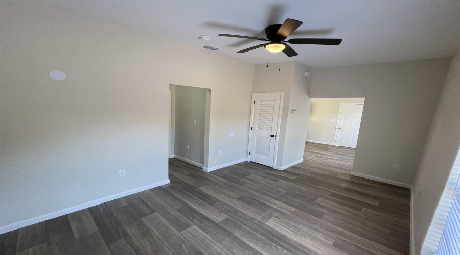 1509 Monterrey Ave, LAREDO, Texas 78040, 2 Bedrooms Bedrooms, 4 Rooms Rooms,1 BathroomBathrooms,Residential,For Rent,1509 Monterrey Ave,20260928