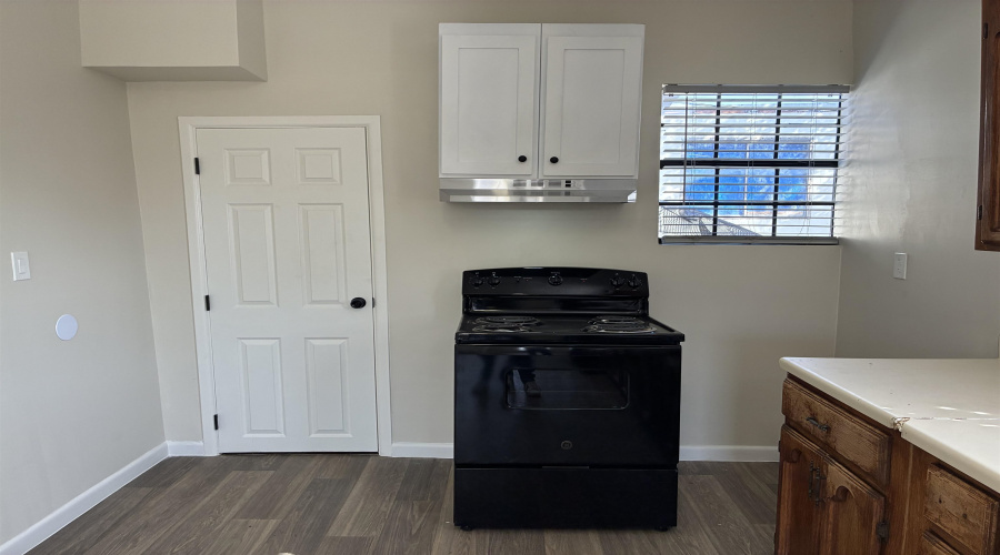 1509 Monterrey Ave, LAREDO, Texas 78040, 2 Bedrooms Bedrooms, 4 Rooms Rooms,1 BathroomBathrooms,Residential,For Rent,1509 Monterrey Ave,20260928