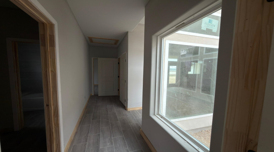 2408 Durazno Ct., LAREDO, Texas 78046, 3 Bedrooms Bedrooms, 5 Rooms Rooms,2 BathroomsBathrooms,Residential,For Sale,2408 Durazno Ct.,20260930