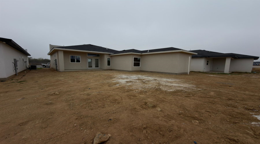 2408 Durazno Ct., LAREDO, Texas 78046, 3 Bedrooms Bedrooms, 5 Rooms Rooms,2 BathroomsBathrooms,Residential,For Sale,2408 Durazno Ct.,20260930