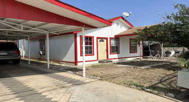 310 W Frost St, Laredo, Texas 78040-2124, 2 Bedrooms Bedrooms, 4 Rooms Rooms,1 BathroomBathrooms,Residential,For Sale,310 W Frost St,20260931 310 W Frost St, Laredo, Texas 78040-2124, 2 Bedrooms Bedrooms, 4 Rooms Rooms,1 BathroomBathrooms,Residential,For Sale,310 W Frost St,20260931