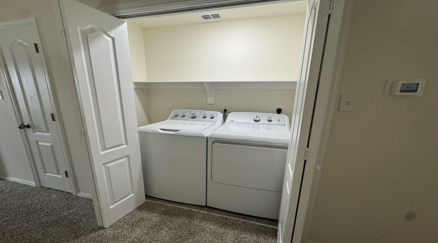 1828 Port Louisiana Dr, Laredo, Texas 78045, 3 Bedrooms Bedrooms, 5 Rooms Rooms,2 BathroomsBathrooms,Residential,For Rent,1828 Port Louisiana Dr,20260936