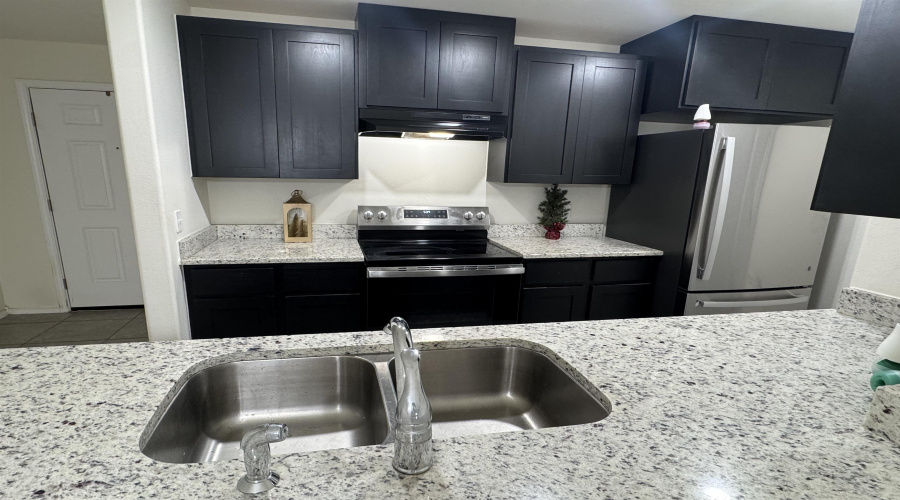 1828 Port Louisiana Dr, Laredo, Texas 78045, 3 Bedrooms Bedrooms, 5 Rooms Rooms,2 BathroomsBathrooms,Residential,For Rent,1828 Port Louisiana Dr,20260936