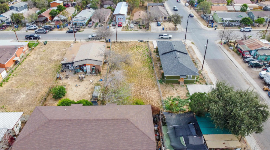 204 E San Pedro St, Laredo, Texas 78040, ,Land,For Sale,204 E San Pedro St,20260938