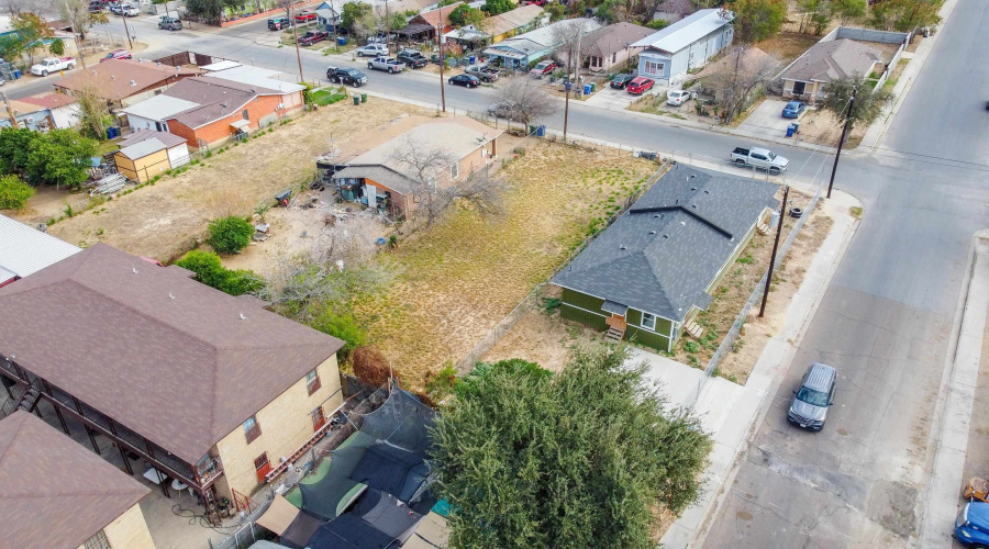 204 E San Pedro St, Laredo, Texas 78040, ,Land,For Sale,204 E San Pedro St,20260938