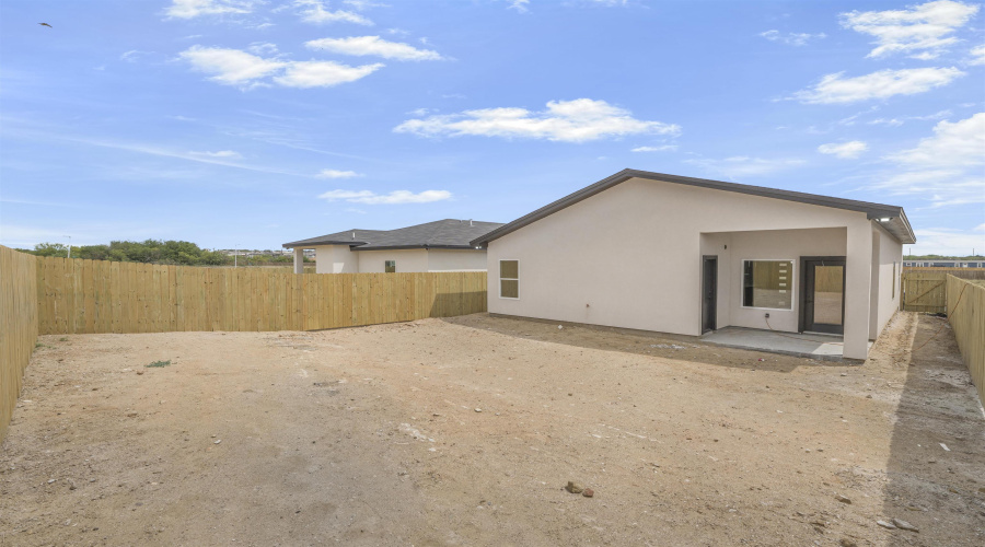 214 Lusitano Dr., LAREDO, Texas 78046, 4 Bedrooms Bedrooms, 5 Rooms Rooms,2 BathroomsBathrooms,Residential,For Sale,214 Lusitano Dr.,20260937