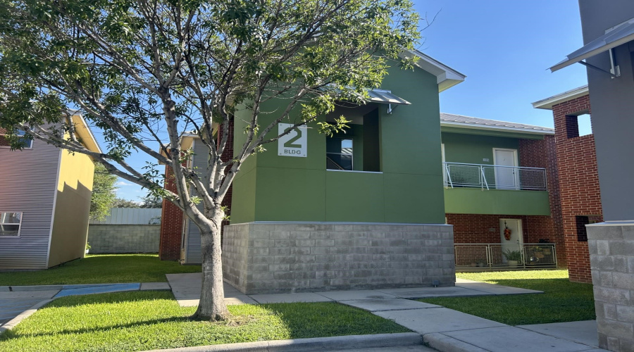 501 Shiloh Dr, LAREDO, Texas 78045, 2 Bedrooms Bedrooms, 5 Rooms Rooms,2 BathroomsBathrooms,Residential,For Rent,501 Shiloh Dr,20260940