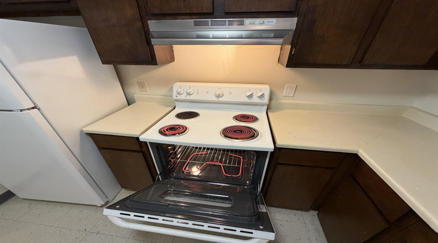 3801 Salinas Ave, Laredo, Texas 78041, 2 Bedrooms Bedrooms, 3 Rooms Rooms,1 BathroomBathrooms,Residential,For Rent,3801 Salinas Ave,20260944