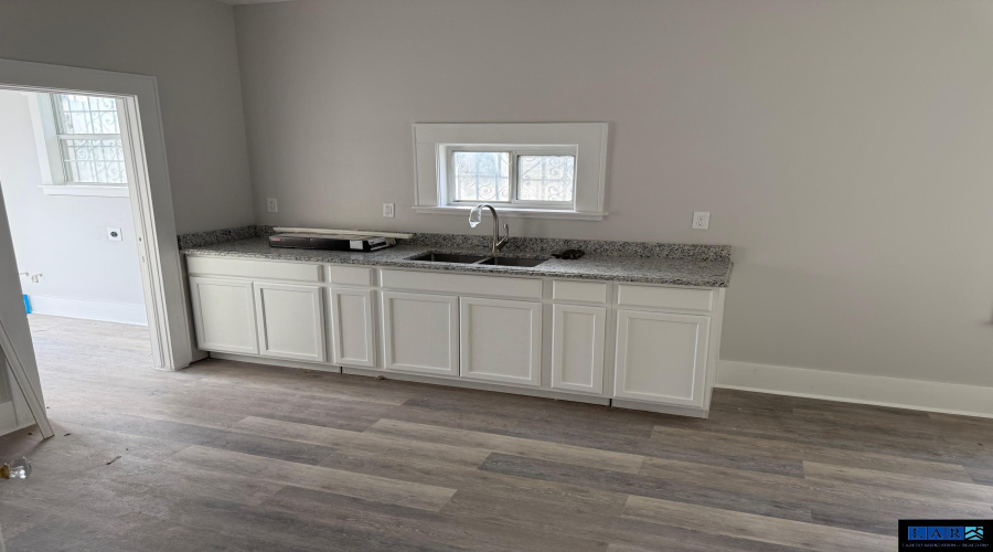 1901 Chihuahua St, Laredo, Texas 78043, ,2 BathroomsBathrooms,Commercial retail/office,For Rent,1901 Chihuahua St,20260954