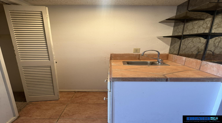 5500 McPherson Rd, Laredo, Texas 78041-0000, 3 Bedrooms Bedrooms, 5 Rooms Rooms,2 BathroomsBathrooms,Residential,For Sale,5500 McPherson Rd,20252510