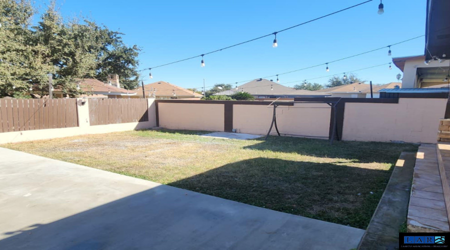 1021 Savannah Lp, laredo, Texas 78046, 3 Bedrooms Bedrooms, 5 Rooms Rooms,2 BathroomsBathrooms,Residential,For Rent,1021 Savannah Lp,20260945