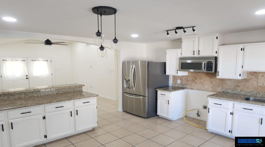 1021 Savannah Lp, laredo, Texas 78046, 3 Bedrooms Bedrooms, 5 Rooms Rooms,2 BathroomsBathrooms,Residential,For Rent,1021 Savannah Lp,20260945