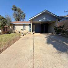 1504 Hibiscus Ln, Laredo, Texas 78041, 3 Bedrooms Bedrooms, 5 Rooms Rooms,2 BathroomsBathrooms,Residential,For Sale,1504 Hibiscus Ln,20260948