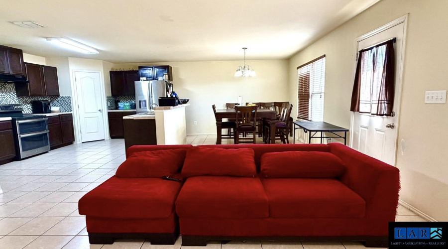 3417 Armando Pena Dr, Laredo, Texas 78046, 3 Bedrooms Bedrooms, 6 Rooms Rooms,2 BathroomsBathrooms,Residential,For Sale,3417 Armando Pena Dr,20260953