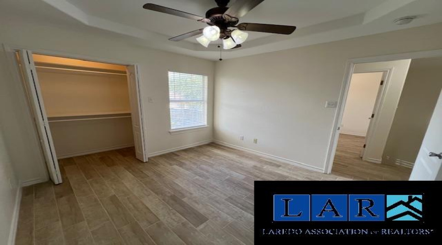 1000 Ranchway Dr, Laredo, Texas 78045, 3 Bedrooms Bedrooms, 6 Rooms Rooms,3 BathroomsBathrooms,Residential,For Rent,1000 Ranchway Dr,20260956