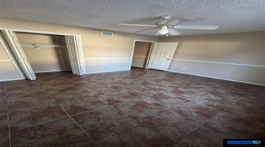 1111 Shiloh Dr, Laredo, Texas 78045, 2 Bedrooms Bedrooms, 4 Rooms Rooms,1 BathroomBathrooms,Residential,For Rent,1111 Shiloh Dr,20260957