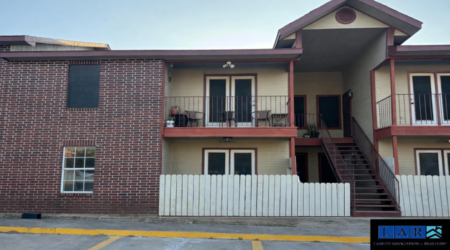 1111 Shiloh Dr, Laredo, Texas 78045, 2 Bedrooms Bedrooms, 4 Rooms Rooms,1 BathroomBathrooms,Residential,For Rent,1111 Shiloh Dr,20260957