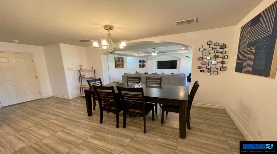 1918 Aransas Pass Dr, Laredo, Texas 78045, 4 Bedrooms Bedrooms, 6 Rooms Rooms,2 BathroomsBathrooms,Residential,For Rent,1918 Aransas Pass Dr,20260959